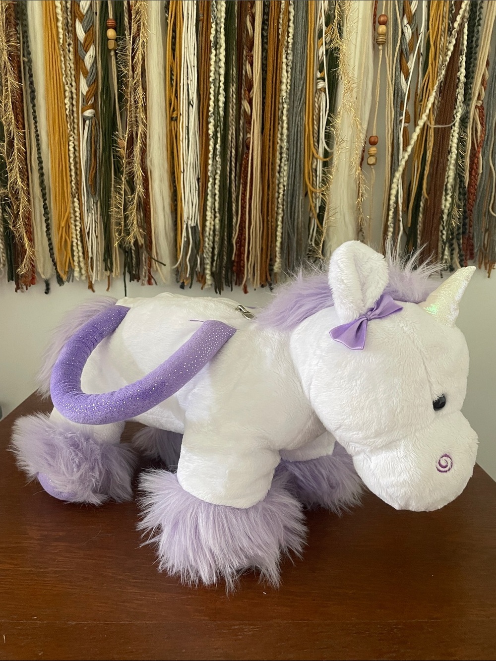 Plush Purple & White Unicorn zipper bag like new